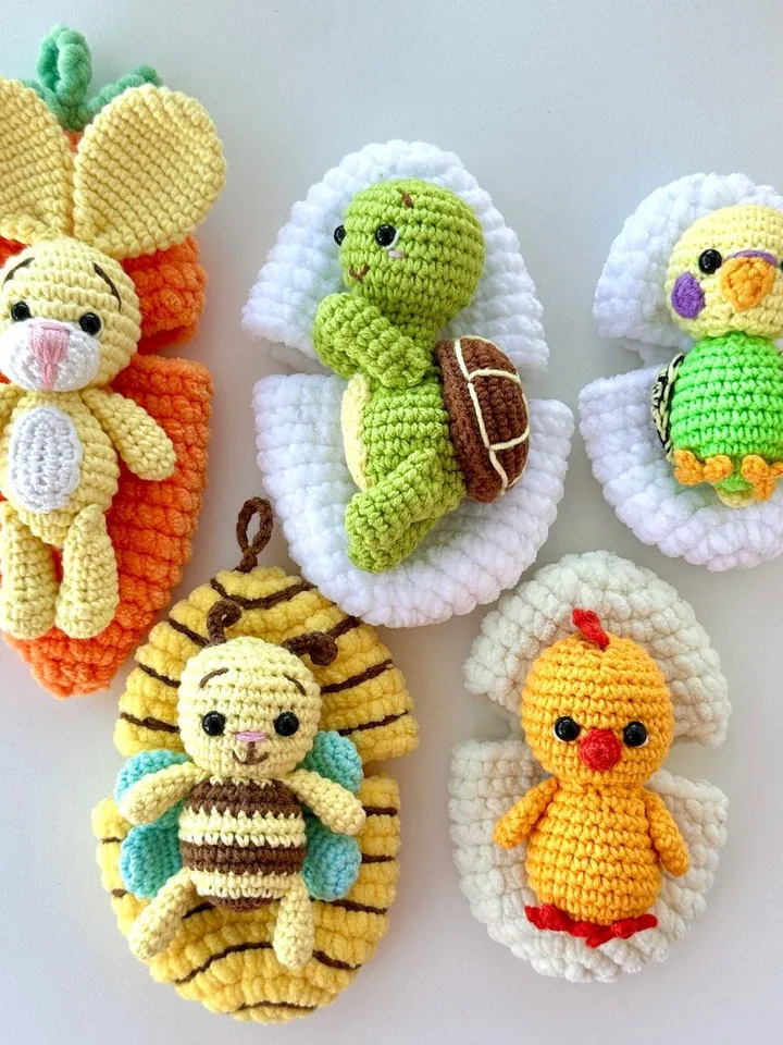 Crochet pattern Easter Bunny in carrot, chick, budgie and Turtle in egg, bee in beehive - Amigurumi plushie crochet patterns - English Pdf
