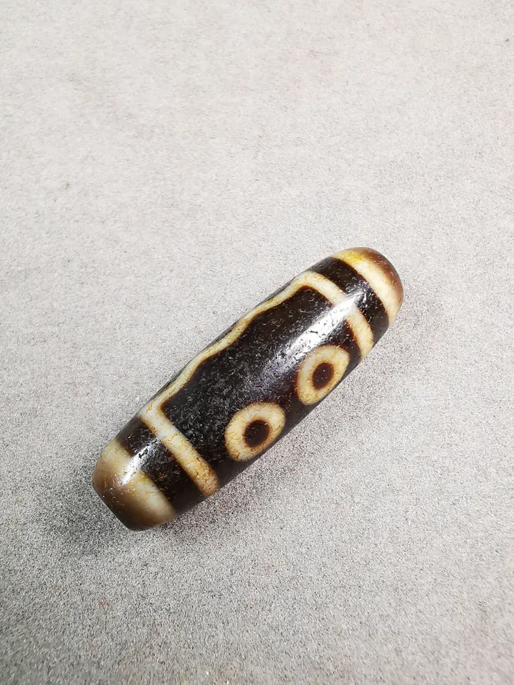 Gandhanra Tibetan 5 Eyed Dzi Bead,Tibetan Chung,Wealth Amulet,Small Size 36*11 mm