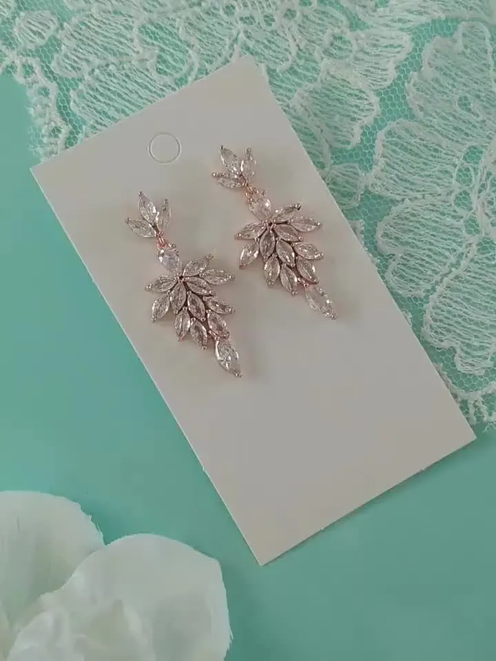 Swarovski Crystal Wedding Earrings Chandelier Bridal Earrings Crystal Bridal Earrings Vintage Earrings Dangle Earrings Luxury Drop Earrings