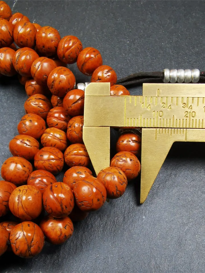 Gandhanra Old Tibetan Mala, 10mm / 0.4&quot; 108 Bodhi Seed Beads + Dzi Beads,Prayer Beads,Tibetan Rosary for Meditation,Circumference 40&quot;