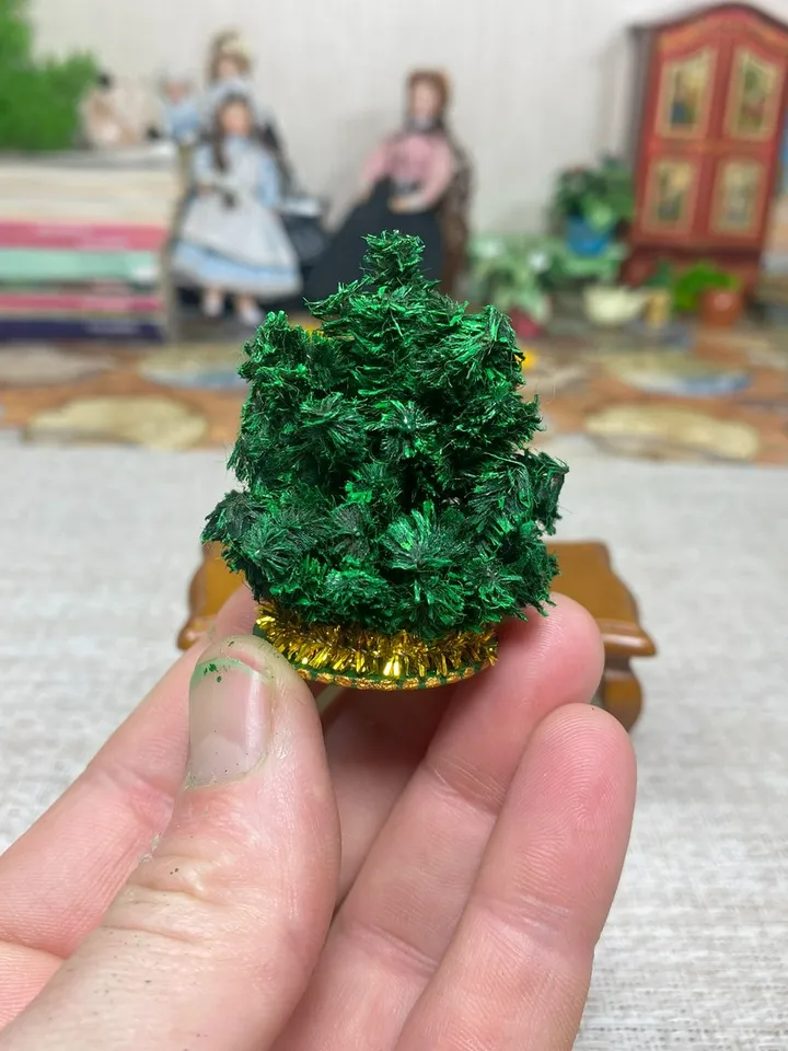 Tutorial. 7 ways to create trees for the Christmas holidays. Dollhouse miniature. Christmas.
