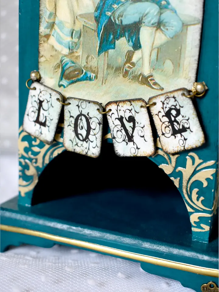 Turquoise LOVE Tea House for Storing Disposable Tea Bags