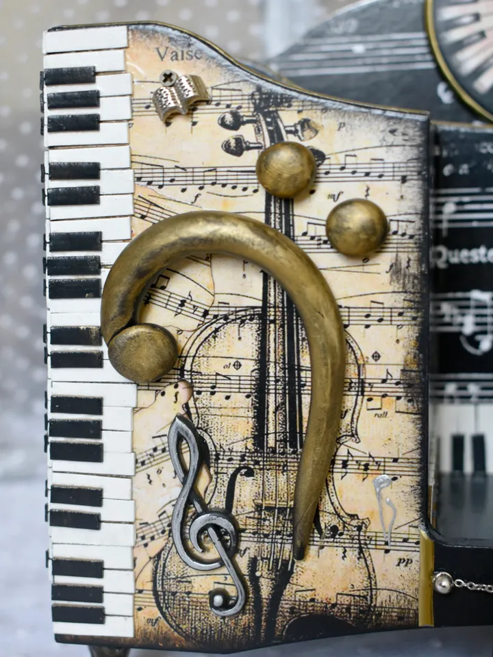stationery stand for music lovers musicians and music teachers MUSIC