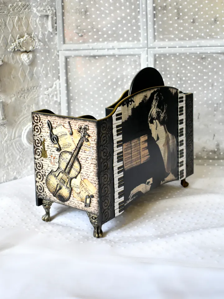 stationery stand for music lovers musicians and music teachers MUSIC