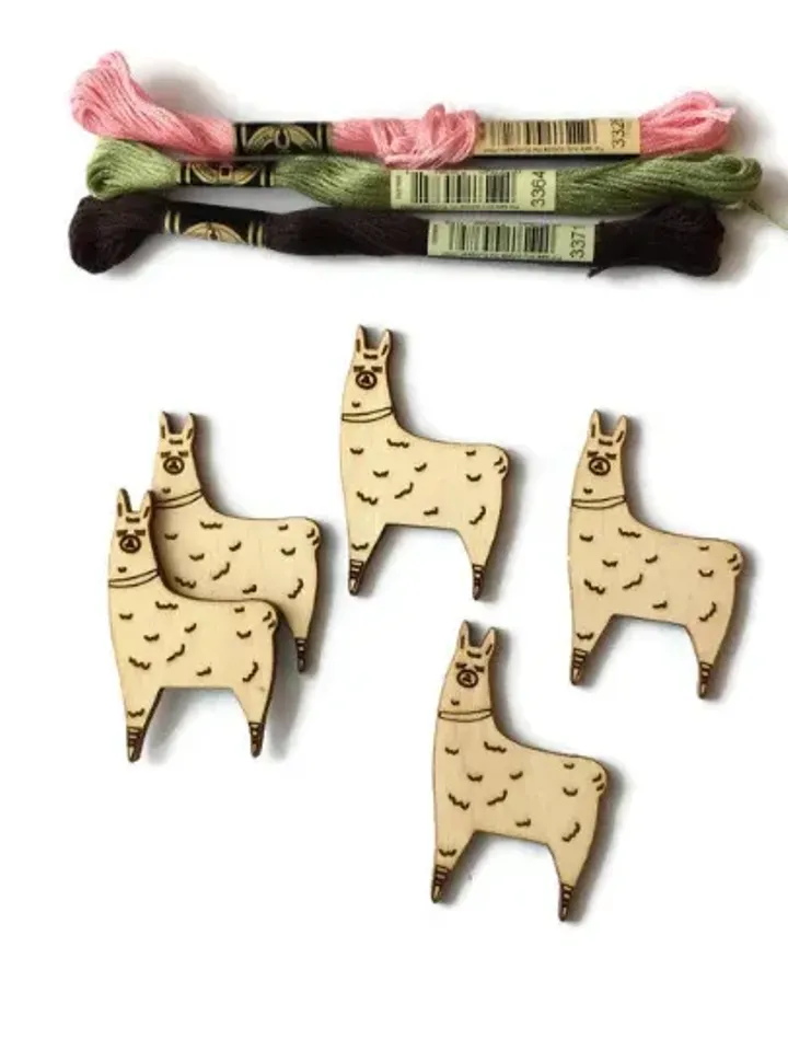 Embroidery floss holder Llama, cross stitch bobbins