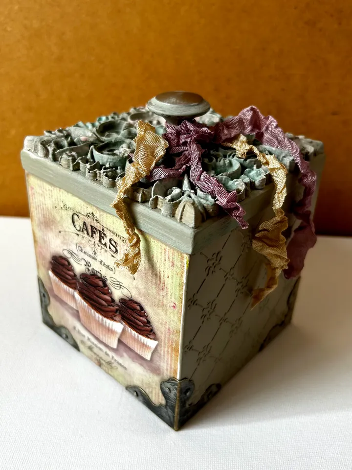 Decoupage boxes in vintage style with cupcakes - Unique Home Decor, Vintage-Inspired Decoupage Decorated Storage Box - Shabby Chic Organizer