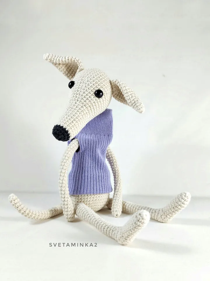 Crochet Pattern Greyhound in 'clothes' out of socks, Amigurumi Dog Whippet, Italian Greyhound, Galgo, Sighthound, Lurcher. Digital Download. PDF.