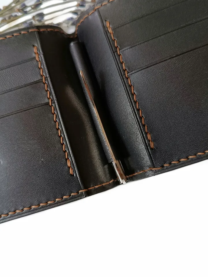 PDF Pattern of a wallet with a clip for Euro bills - Pattern of a leather wallet - Download PDF & video TUTORIAL