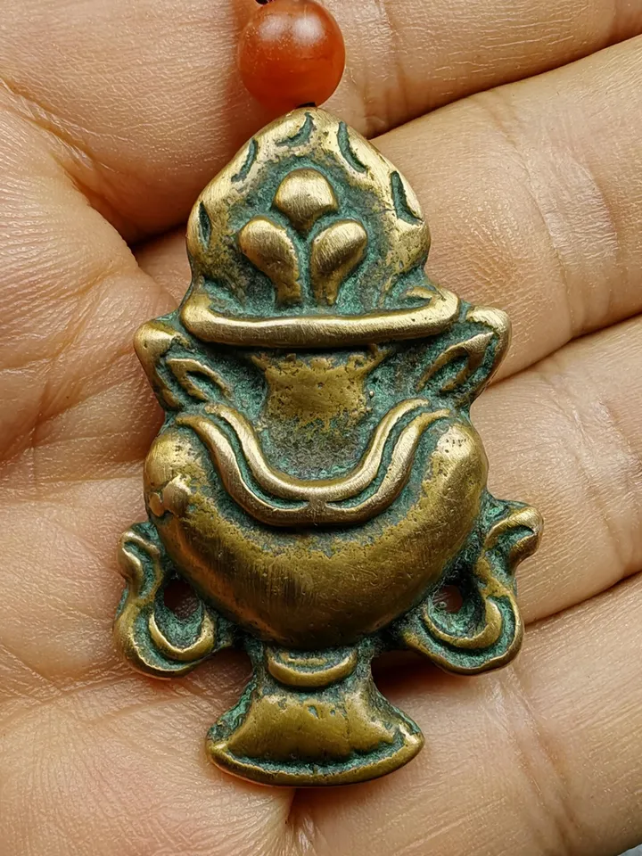 Gandhanra Handmade Tibetan Buddhist Amulet,Treasure Vase Badge, Good Furtune and wealth, Made of Lima Brass,Spiritual Gift