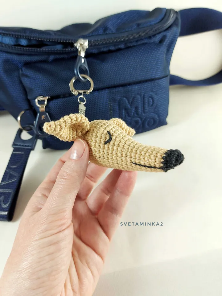 Crochet Keychain Pattern Amigurumi Dog Greyhound, Whippet, Galgo, Italian Greyhound, Sighthound, Lurcher. Digital Download. PDF.