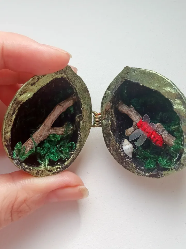 Miniature terrarium with crochet chameleon toy