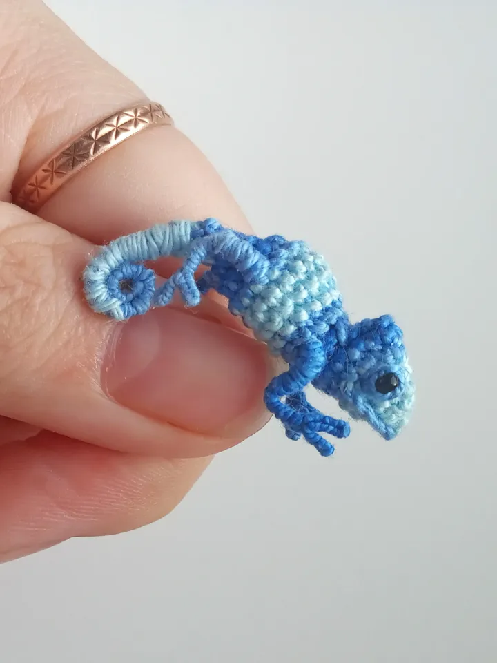 Miniature terrarium with crochet chameleon toy