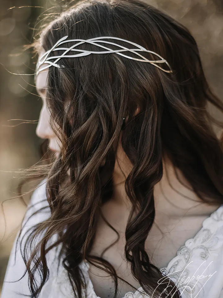 Tiara for wood nymph from branches and leaves, Crown of Forest dryad, Silver diadem, fantasy fairy elven Princess, Indis