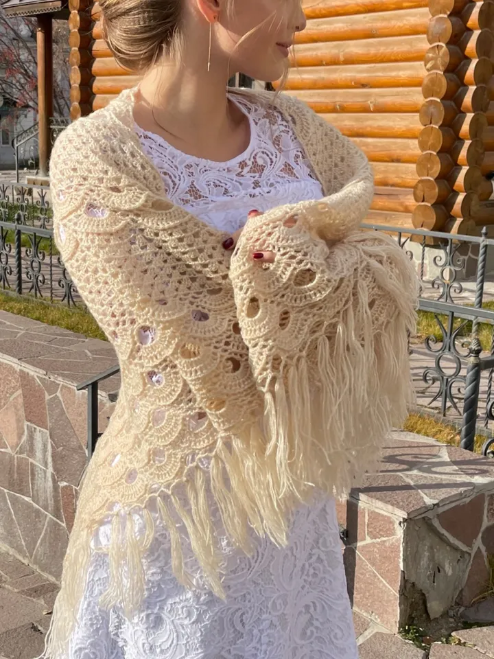 Ivory Bridal cape, Wool shawl ,Wedding Cape, Romantic Wedding Shawls for Brides and Bridesmaids, Winter Wedding Shawl, Ivory Shawl.