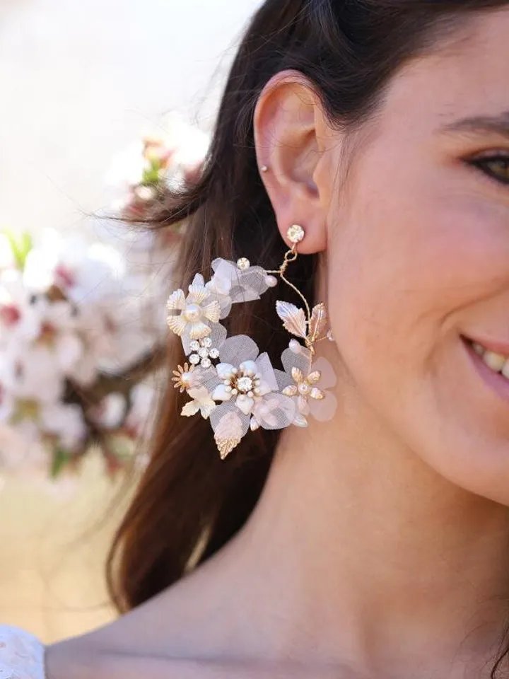 Boho Wedding Earrings, Leaf Bridal Earrings, Champagne Gold Earrings, Hoop Weddinh Earrings, Flower Bridal Earrings,Pearl Statement Earrings