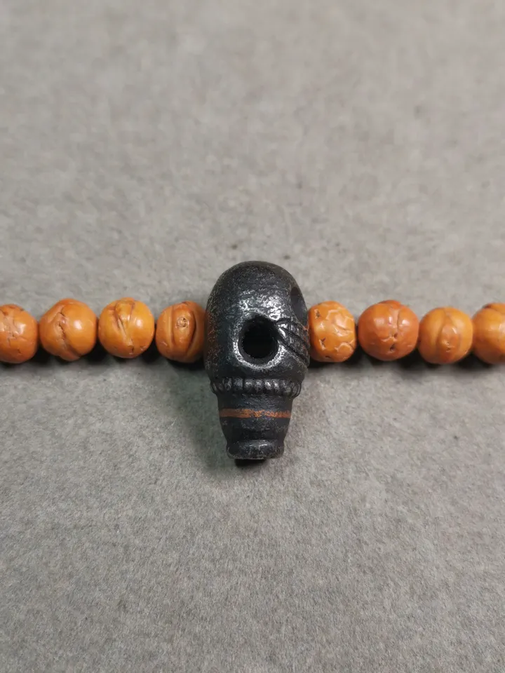 Gandhanra Tibetan Cold Iron Guru Bead,Skull Shape T-drilled 3-Hole Prayer Bead,Mala Bead,Connector Bead for Buddhist Bead Accessories