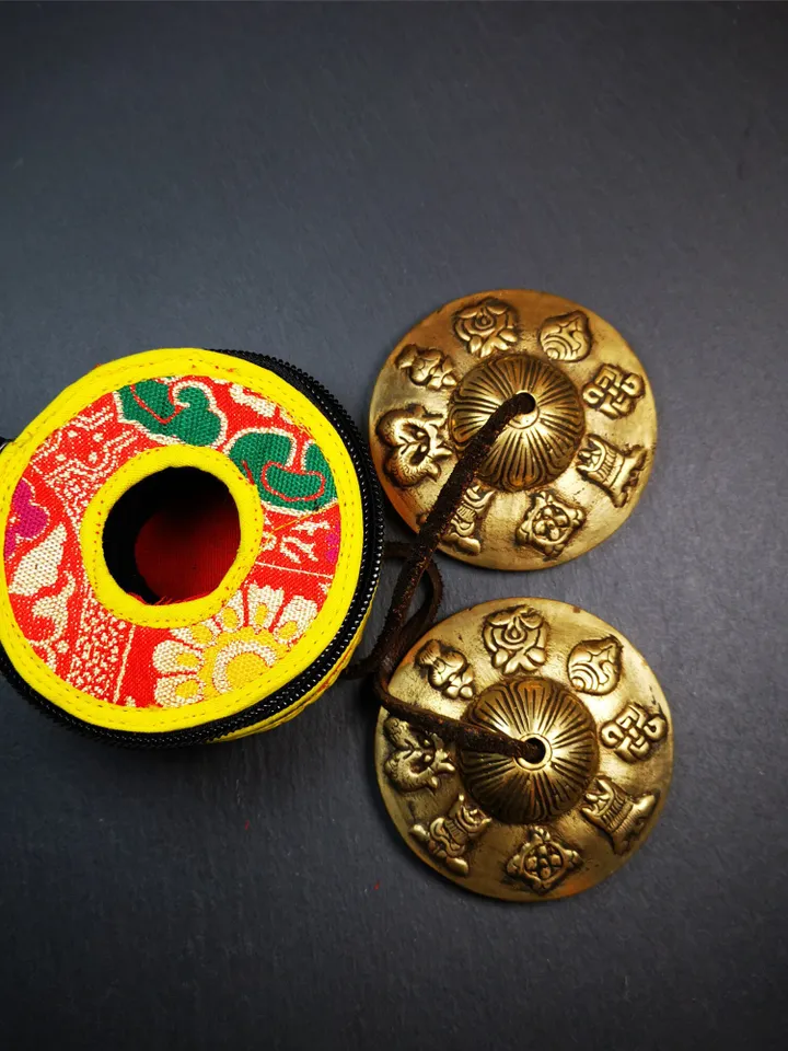 Gandhanra 7.4cm Tibetan Cymbals,Tingsha Bell,Buddhism Ritual Implement,Handmade in Nepal,Astamangal Pattern