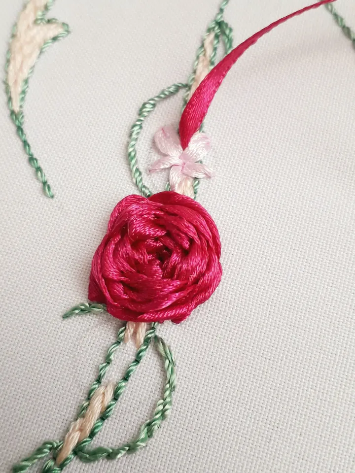 Floral alphabet letter D pdf hand embroidery beginner Flower monogram ribbon embroidery
