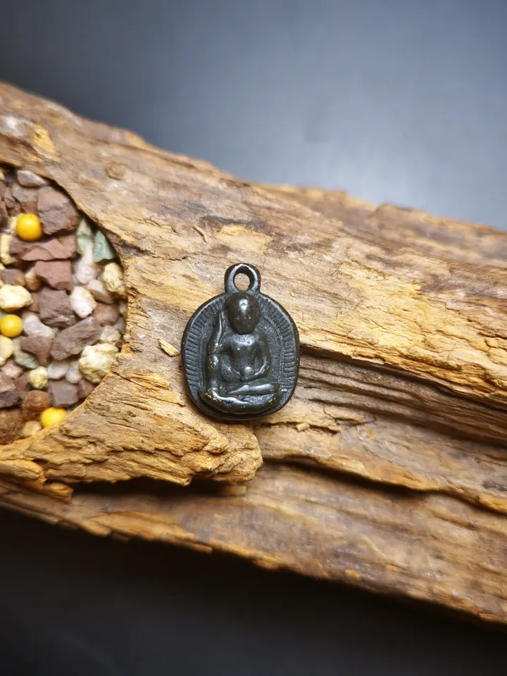 Gandhanra Handmade Amulet,Jetsun Milarepa Pendant, Mala Pendant, Prayer Beads Accessories,Made of Cold Iron