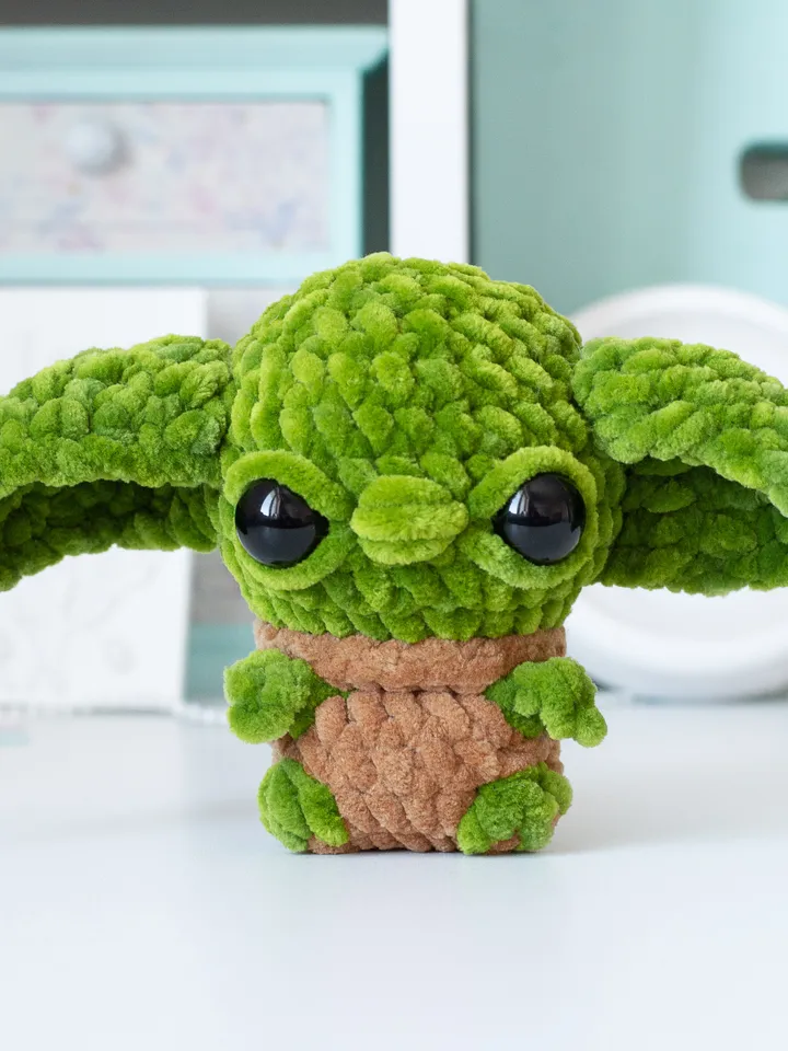 Baby Yoda crochet toy Star Wars gift green alien Grogu Mandalorian Baby Yoda