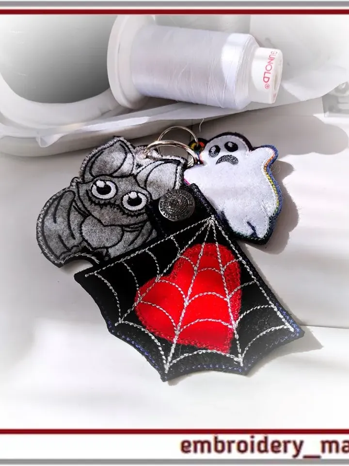In the hoop embroidery/Keychain with heart in a spider's web – 3 designs