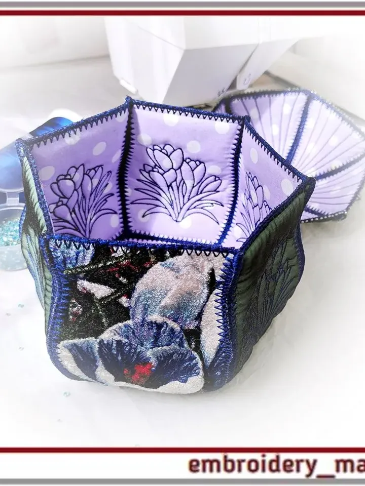 In the hoop embroidery designs, box Crocuses