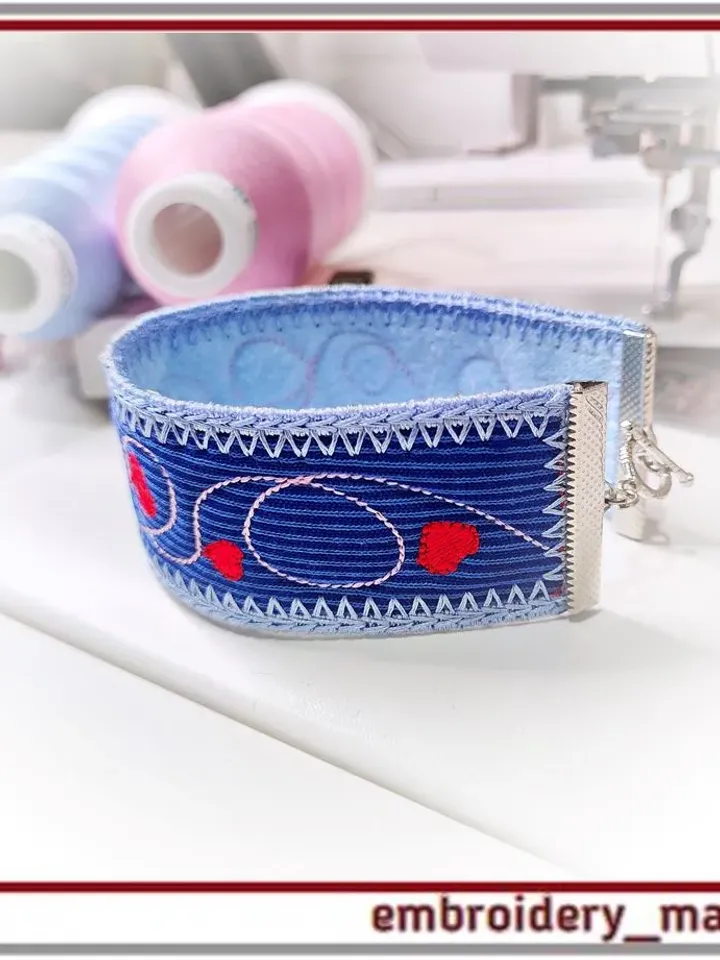 ITH Keychain or bracelet embroidery design with Hearts by Embroidery Manavi 05
