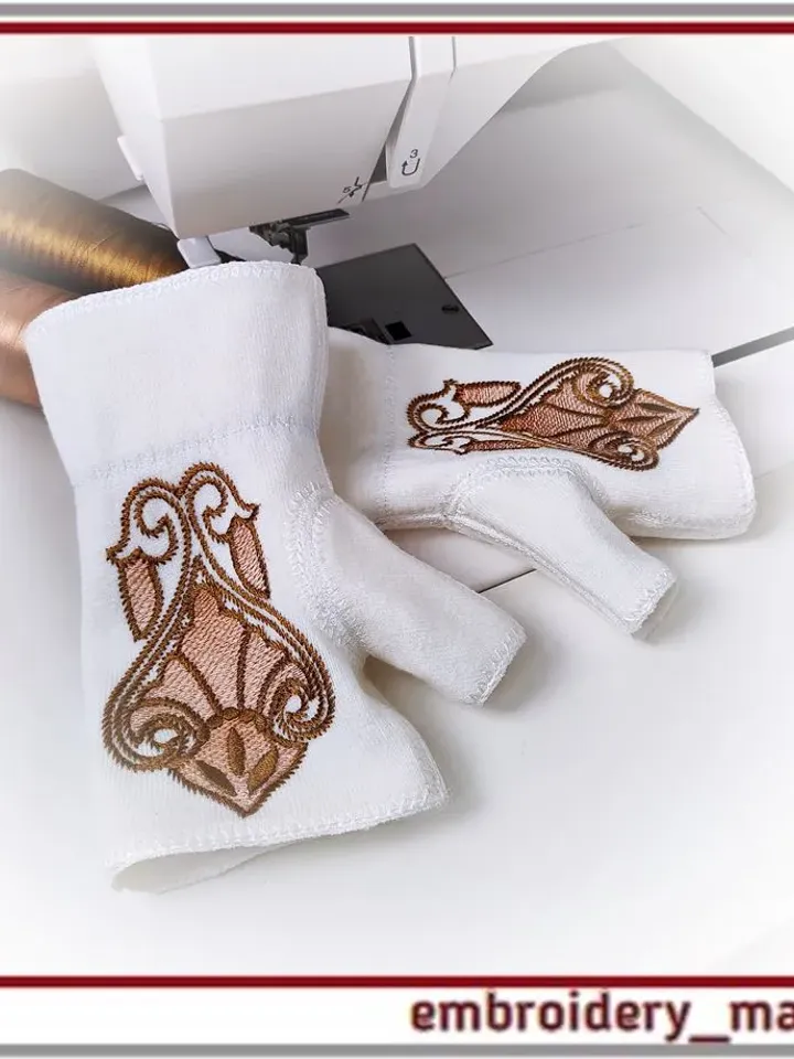 In the hoop Machine Embroidery Design Fingerless Mittens ITH