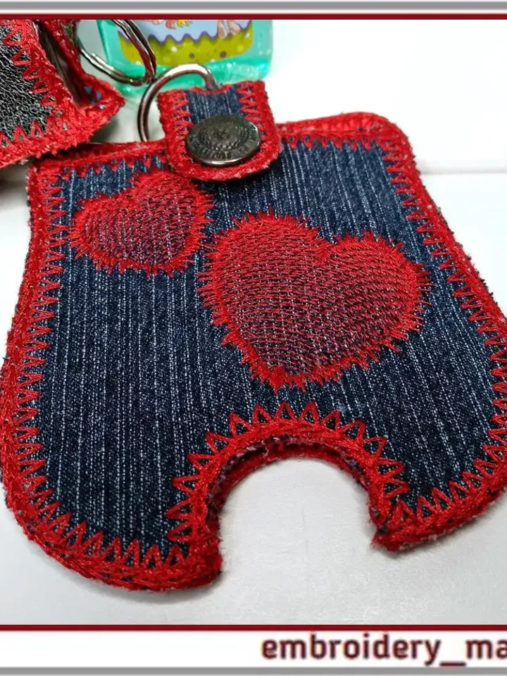 In The Hoop embroidery design for case or pocket holder Step-by-step video instruction