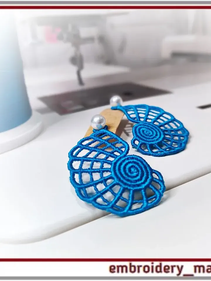 FSL In The Hoop design Earrings Shell (ITH) - Embroidery Manavi 05