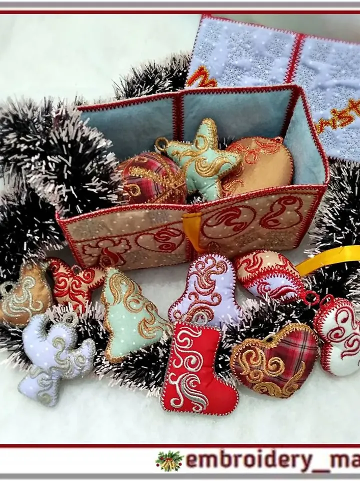 In the hoop embroidery Set 12 Christmas tree toys in a gift box
