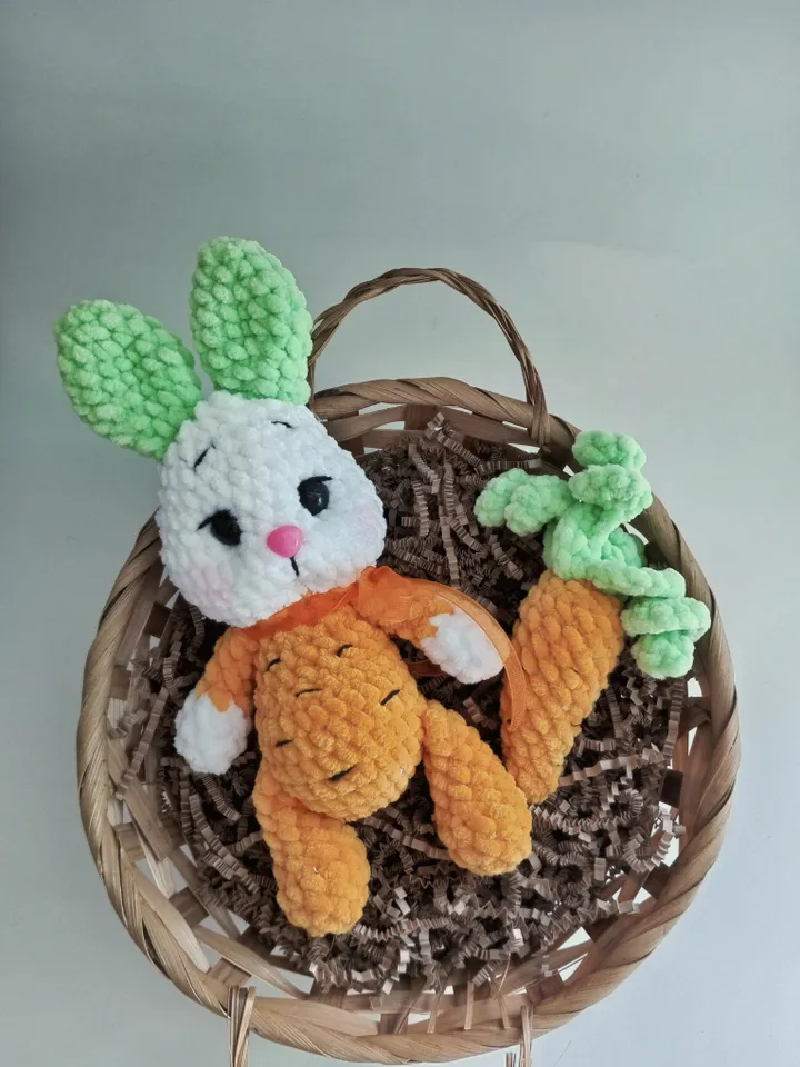 Crochet Bunny pattern, easter bunny, amigurumi (PDF)