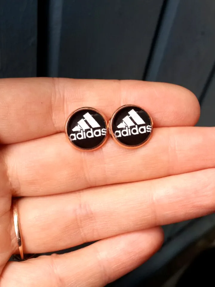 Logo Adidas learrings studs
