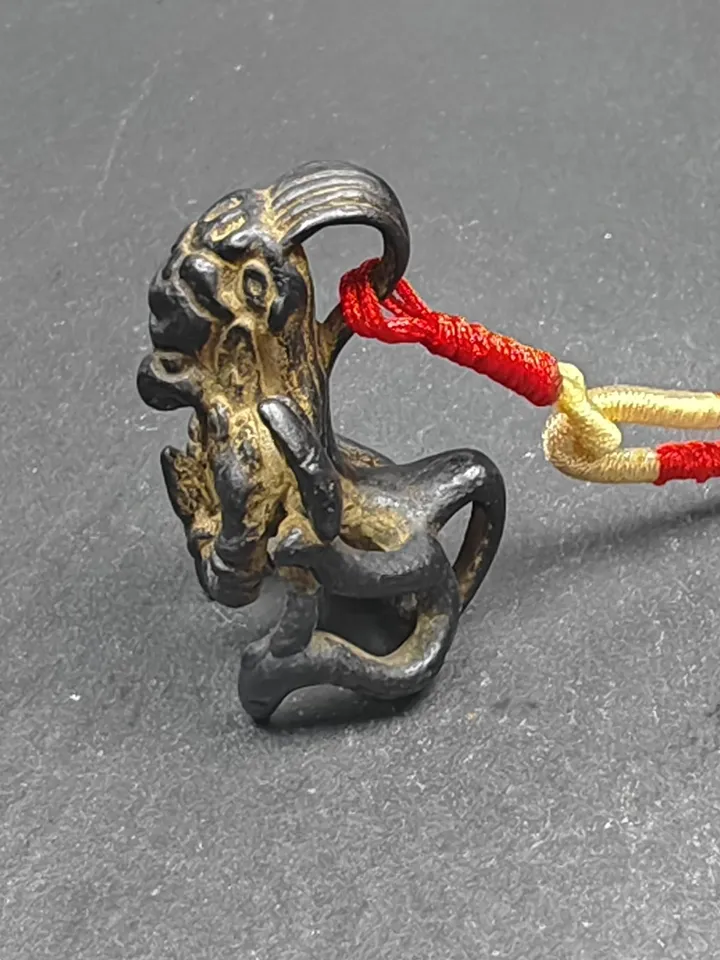 Gandhanra Antique Garuda Amulet, Tibetan Buddhist Pendant,Garula,Suparna,Golden-winged Bird,Made of Thokcha
