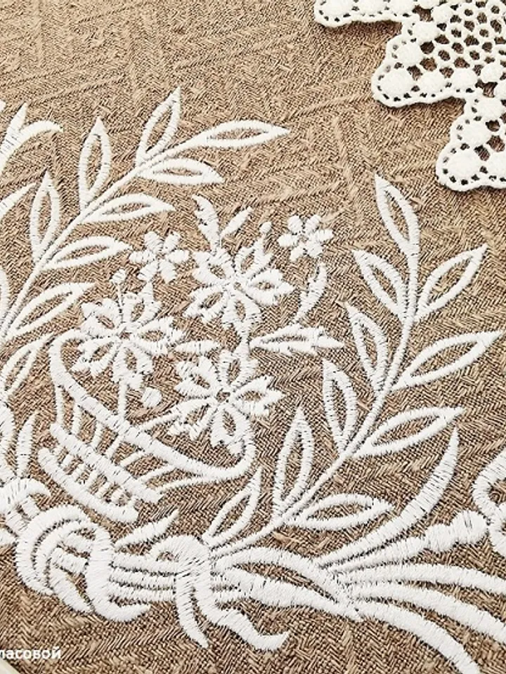 "Corner" designs for machine embroidery.