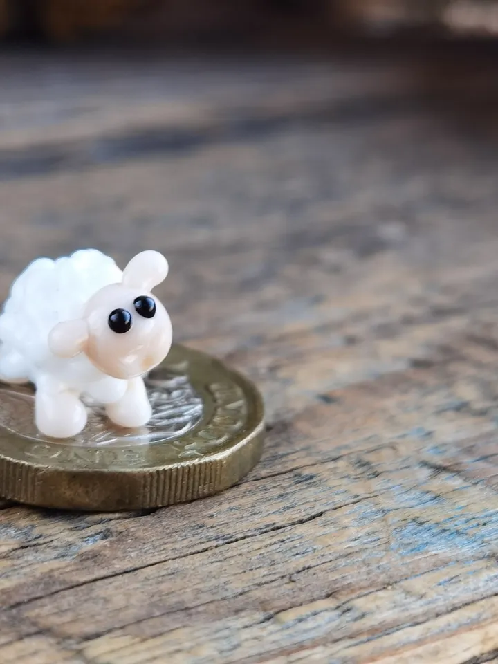 GLASS FIGURINES Sheep figurine Glass sheep Miniature sheep tiny sheep Tiny glass animals Nativity scene Terrarium Dollhouse miniature