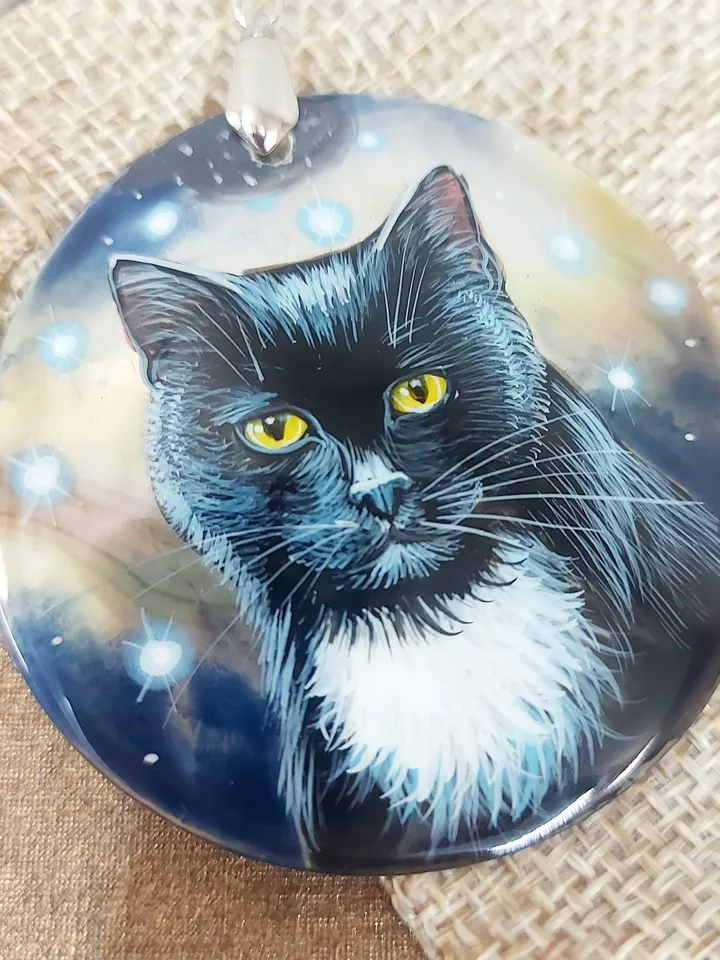 Beautiful mother-of-pearl pendant "Black Cat", miniature Hand-painted,fine art jewelry,A gift for her Artistic gift Fedoskino.Abalone shell