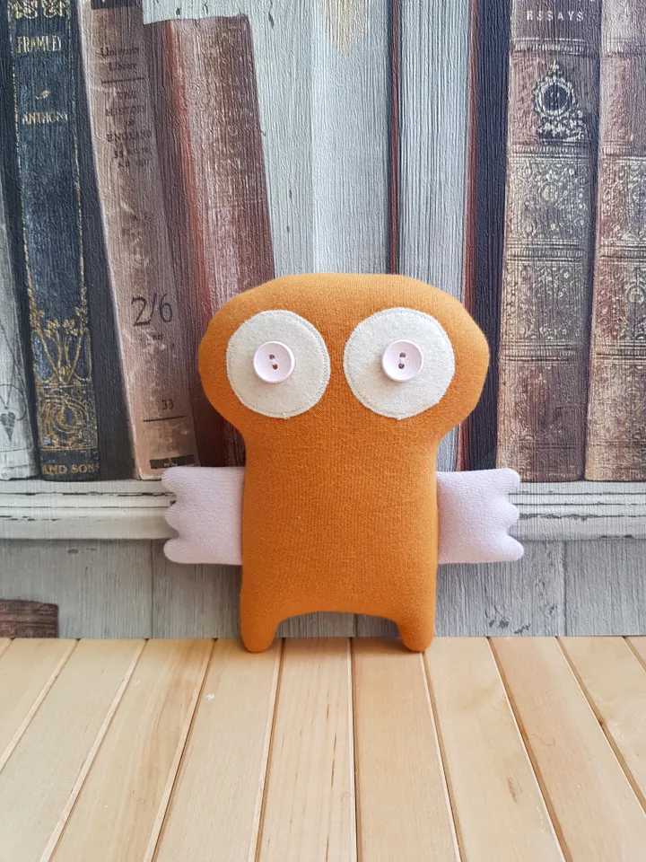 Yellow Owl sewing pattern PDF, tutorial in English, rag doll sewing diy
