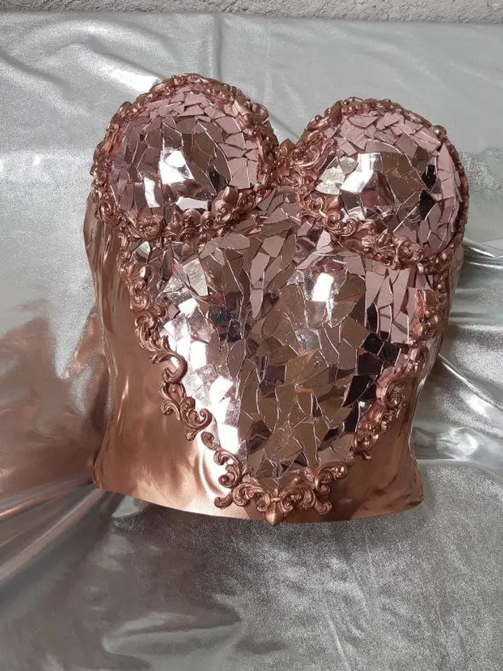 Cuirass Armor Strawberry Wolf Costumes - Cosplay - Royal - Gold - Cuirass - Fantasy