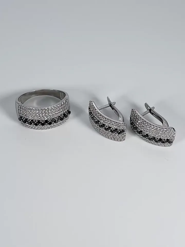 Silver 925 ring for women with spinel and cubic zirconia