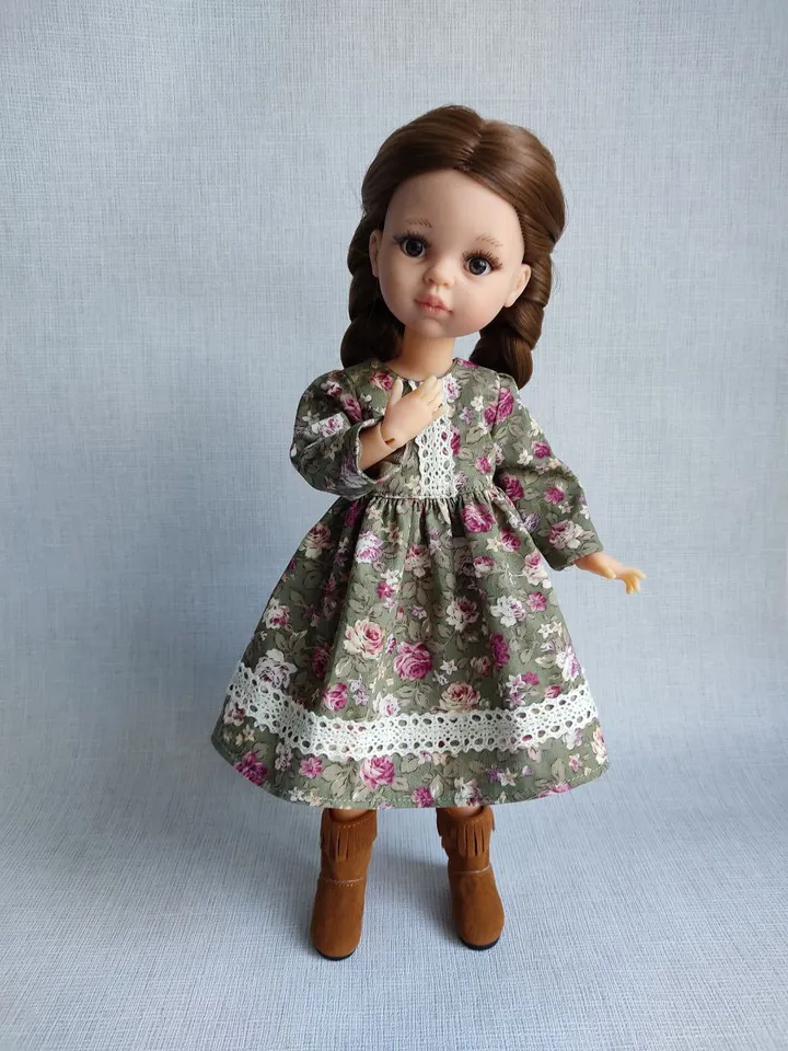 PDF sewing pattern for Paola Reina dolls.
