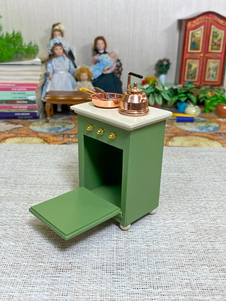 TUTORIAL. A set of kitchen furniture on a scale of 1:12. Miniature dollhouse. Furniture for dolls.
