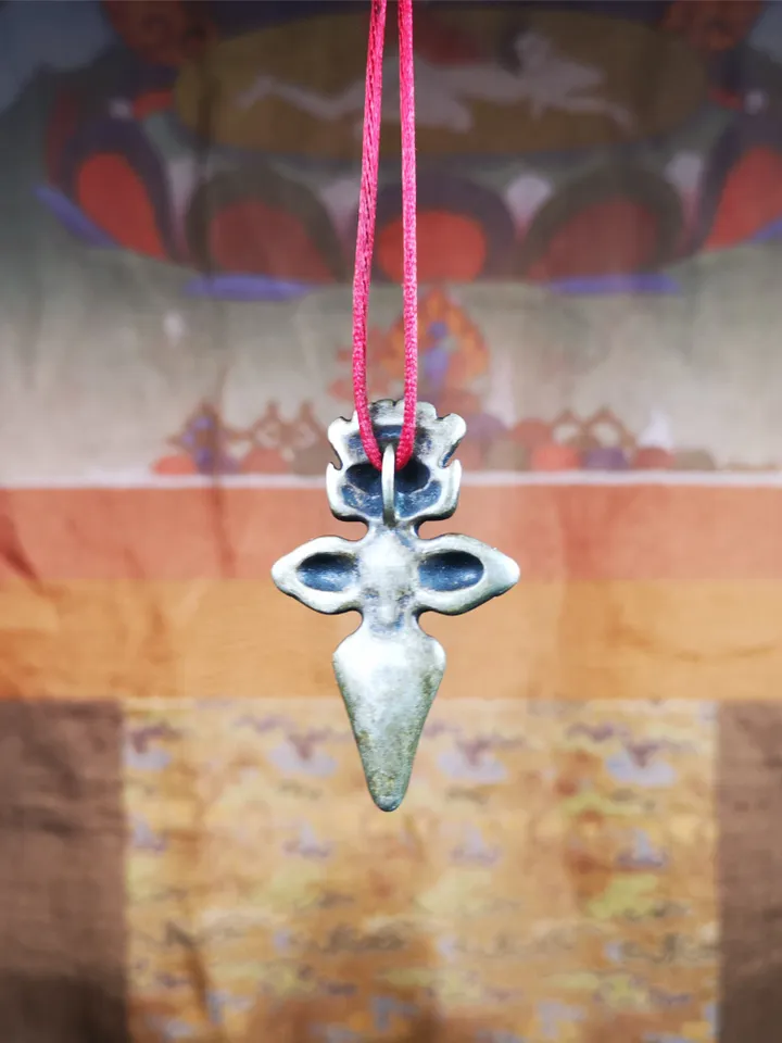 Gandhanra Antique Tibetan Buddhist Amulet,Mini Garuda,Garula,Suparna,Golden-winged Bird Pendant,Made of Copper, 1.77 Inches