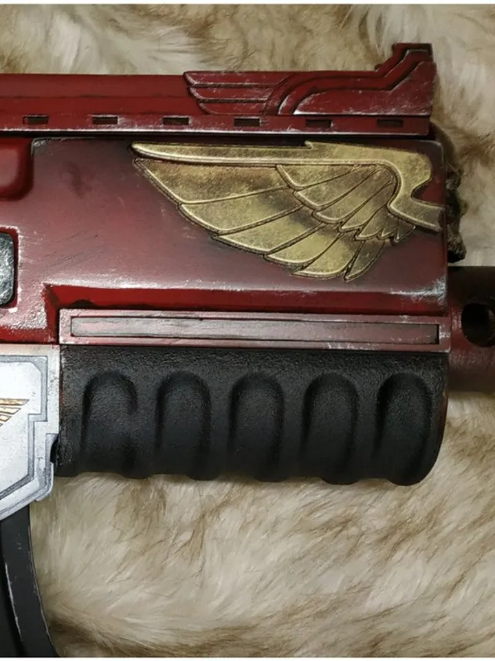 Bolter - pistol - bolt pistol - paintball gun - decorated - Warhammer 40K - insp