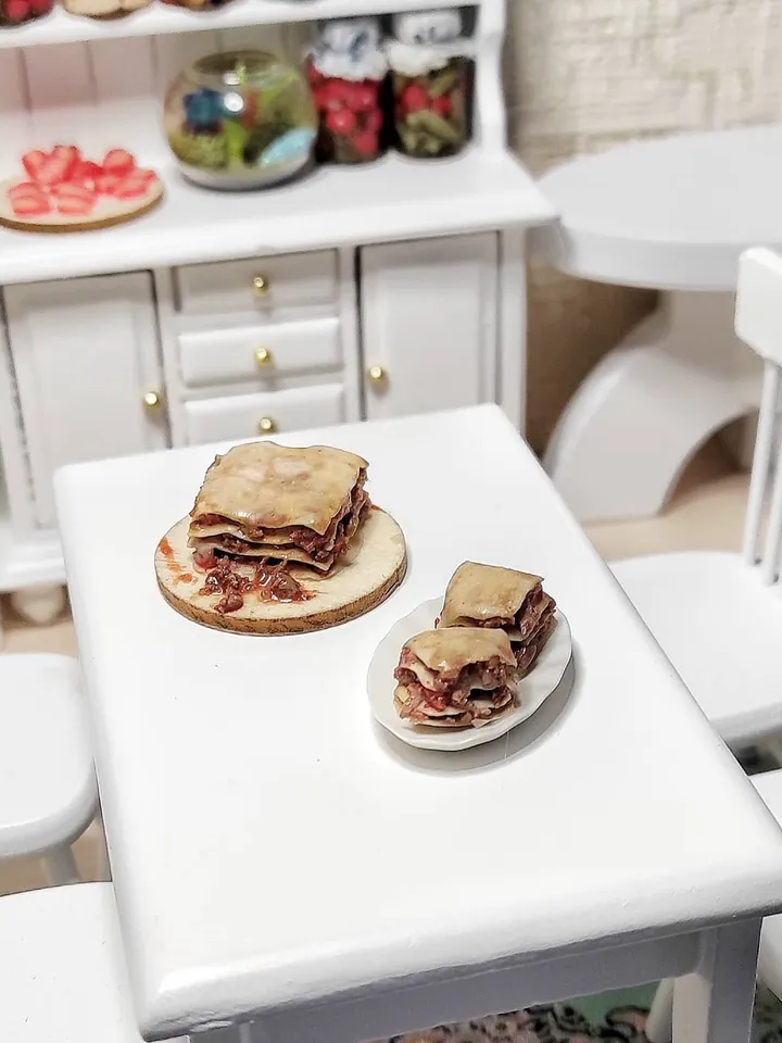 Realistic miniature 1 12 - Miniature food - Dollhouse Lasagna - dollhouse miniature - mini food - food for dolls