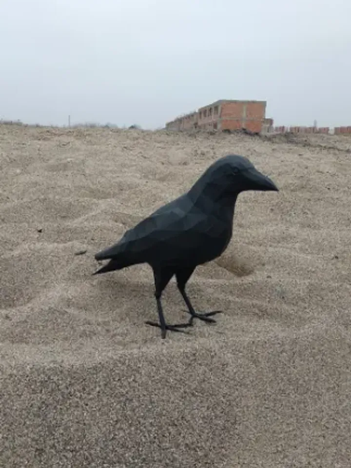 Papercraft crow, Digital template for printing and cutting,pdf.
