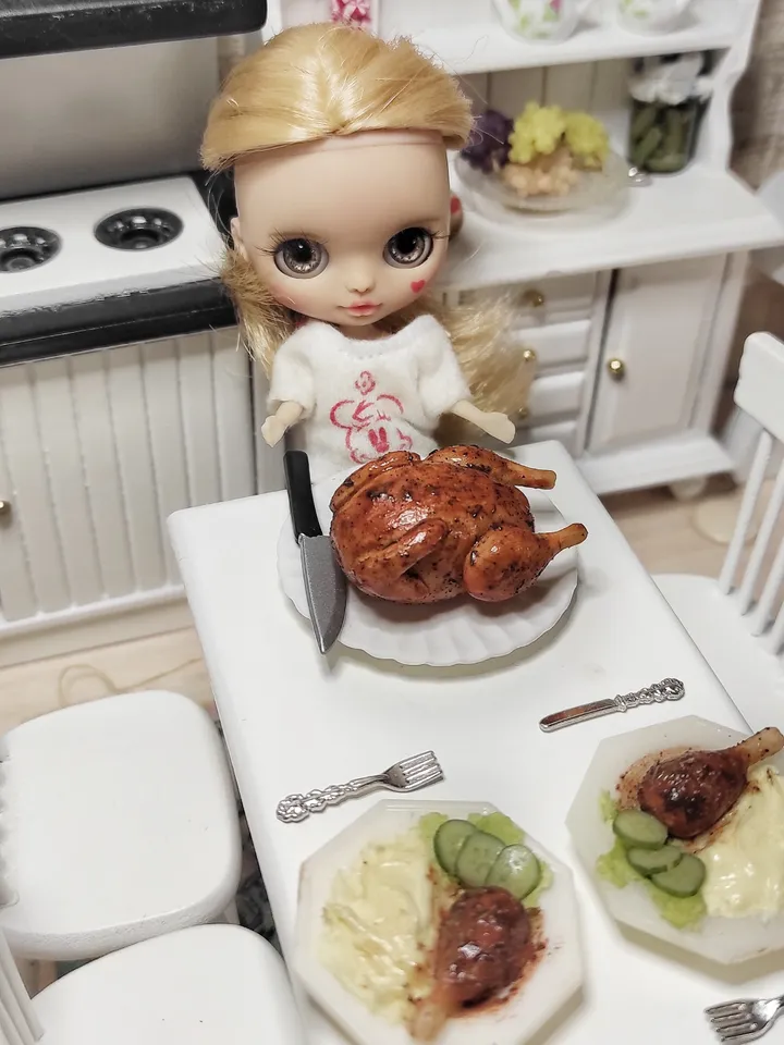 Realistic meat dish for dolls and dollhouses - turkey for dolls - miniature food - food for dolls - mini food - turkey
