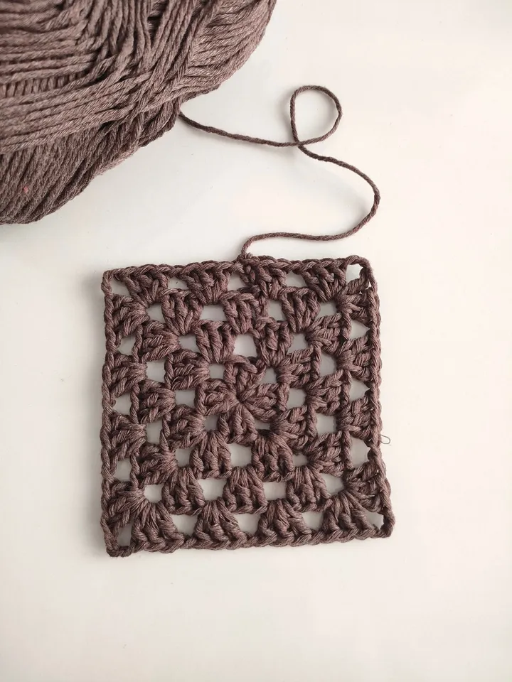 Classic granny square, basic granny square, beginner crochet pattern