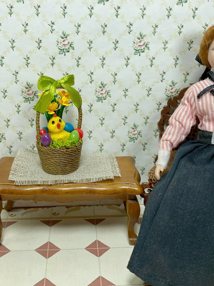 Easter basket for dollhouse. Easter miniature. 1:12.