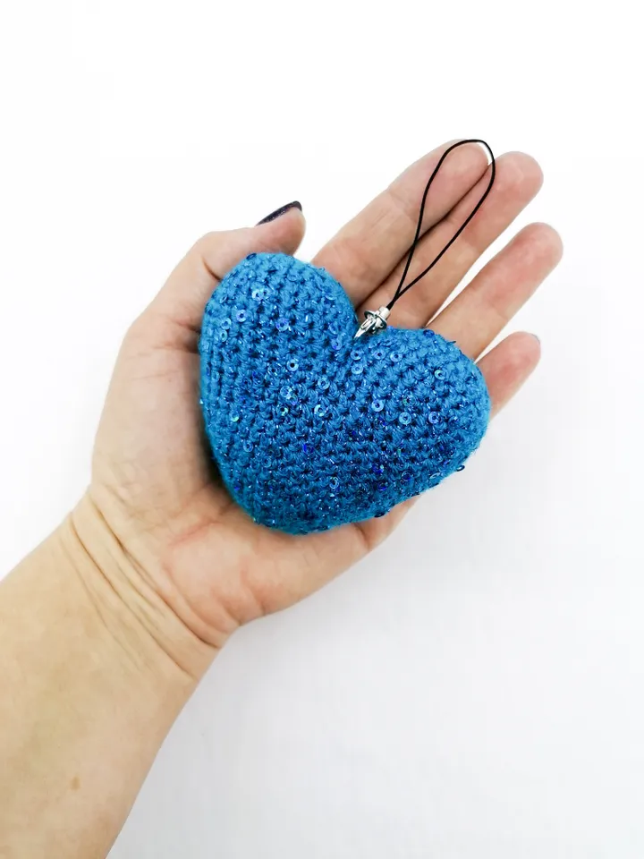 pattern crocheted heart in the form of a keychain